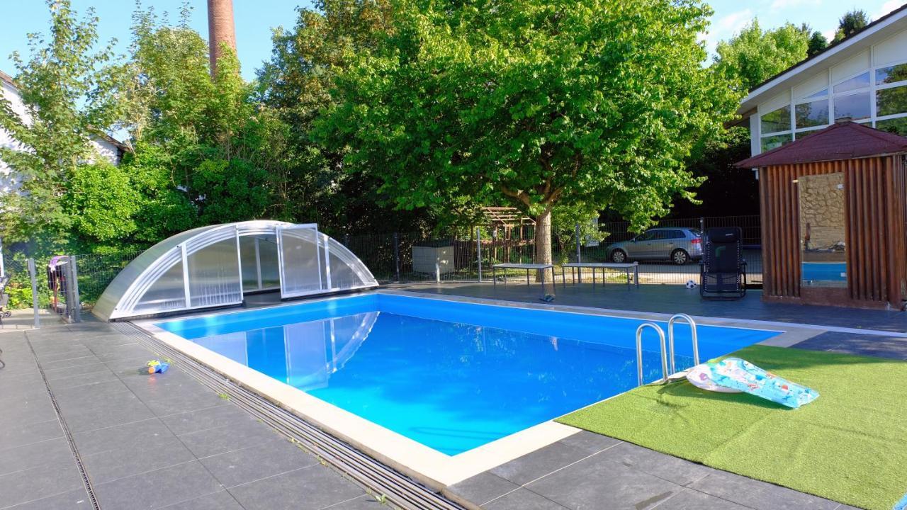 Fafa Home With Pool Essen Ngoại thất bức ảnh